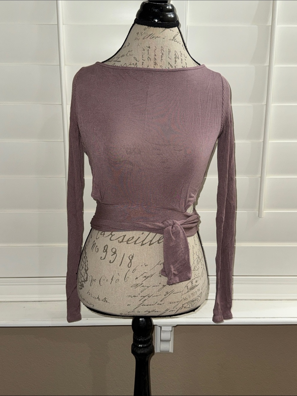 Alo Yoga Barre Long Sleeve Tie Waist Crop Top Dusted Plum